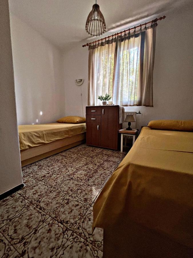 Apartment Villa Angelina, 70M From The Beach, Free Parking Novigrad Istria Exterior foto